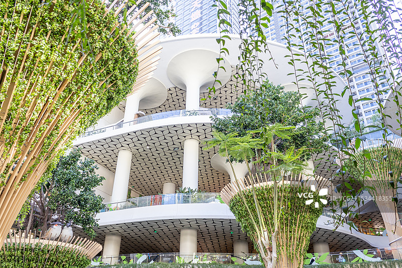 低碳绿色可持续发展的城市社区建筑，深圳坂田万科广场风光图片素材