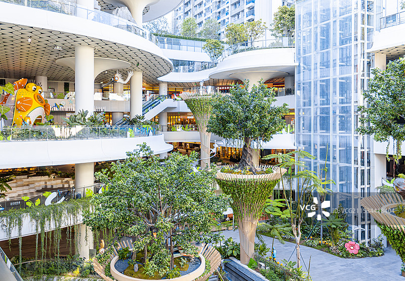 低碳绿色可持续发展的城市社区建筑，深圳坂田万科广场风光图片素材