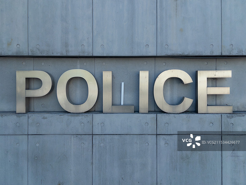 警察局外墙的英文标志police图片素材