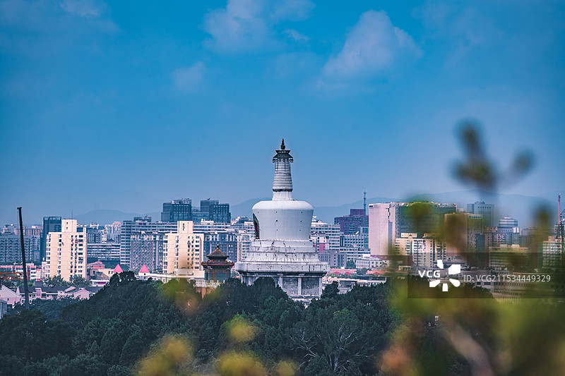 北京北海公园白塔图片素材
