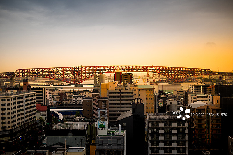 天保山摩天轮眺望日本大阪港大桥图片素材