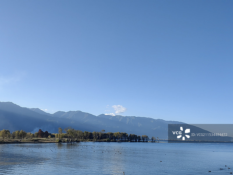 冬日的洱海图片素材