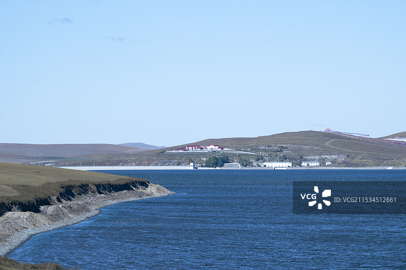 乌拉盖草原，它是世界上保存最完好的天然草原，同时拥有湖泊、湿地、白桦林等自然景观，它是内蒙古生产建设图片素材