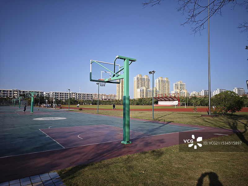 上海城建职业学院奉贤校区 篮球场 公办高等职业院校 应用技能型学校 职校培养技术人才图片素材