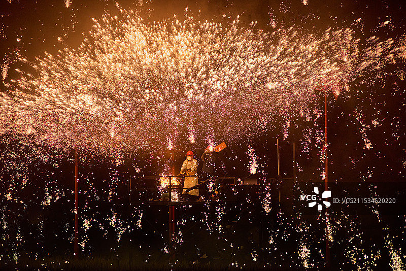 非遗打铁花图片素材