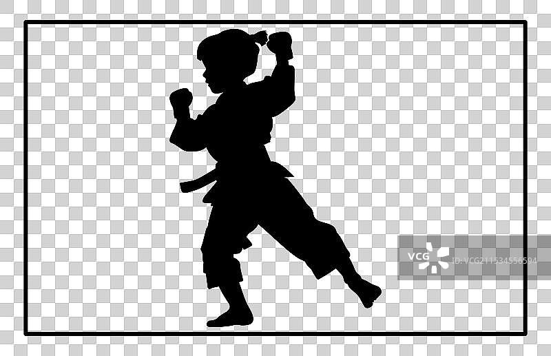 孩子们训练空手道的剪影图片素材