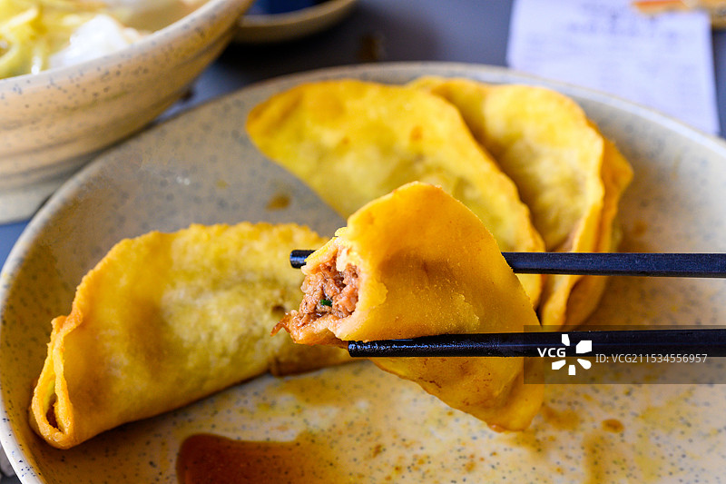 南京传统小吃牛肉锅贴图片素材