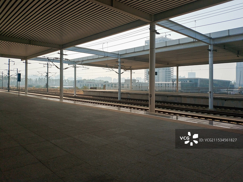 秦皇岛火车站站台图片素材