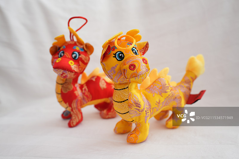 子长刺绣肚兜布堆画图片素材