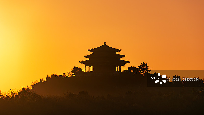 北海公园日出图片素材