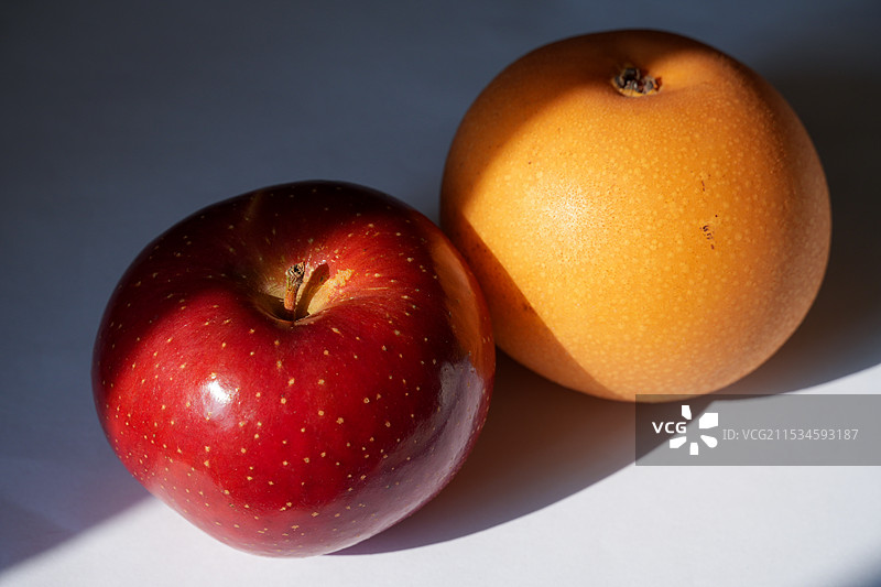 阳光下的水果图片素材