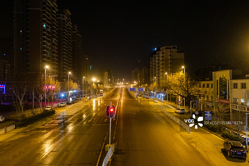 城市街道夜景图片素材