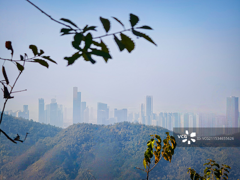 岳麓山顶拍摄长沙天心区城市景观图片素材