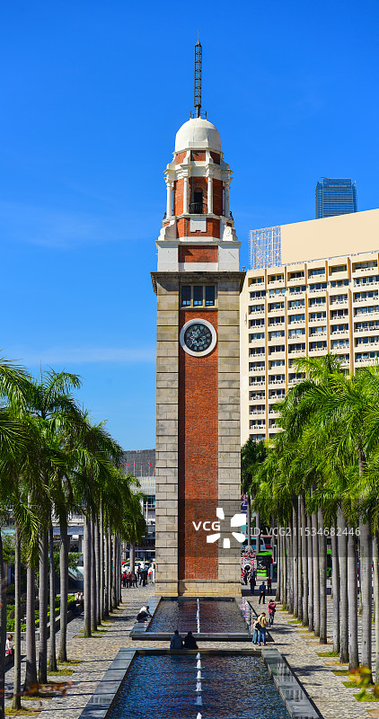 香港特别行政区维多利亚港香港文化中心尖沙咀钟楼图片素材