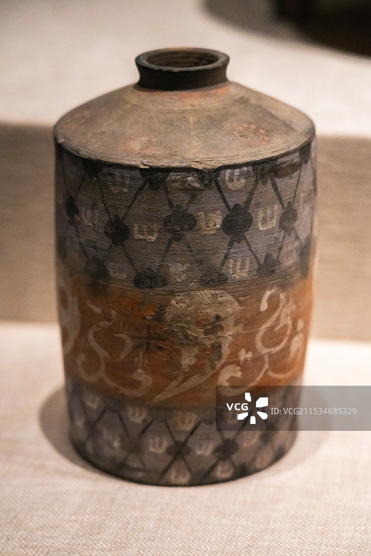 “禾、粟、稻、麦、豆”字陶囷（汉）陕西历史博物馆藏 榆林市横山区黑石克村出土图片素材