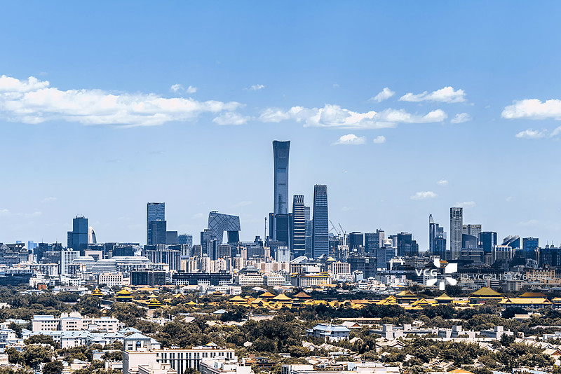 中国北京国贸CBD和故宫博物院高视角城市天际图片素材