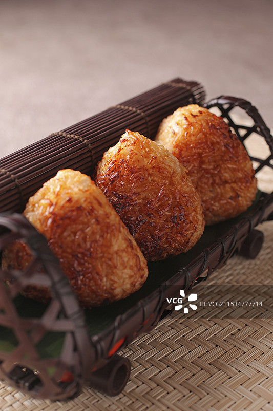 烤饭团图片素材
