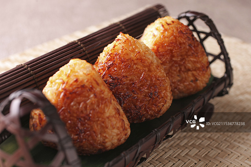 烤饭团图片素材