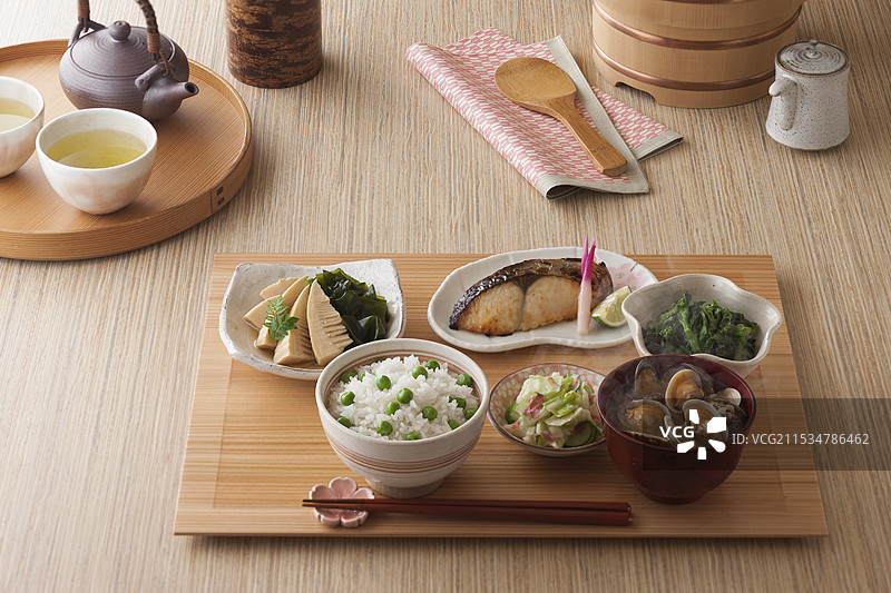 春季一汤三菜图片素材