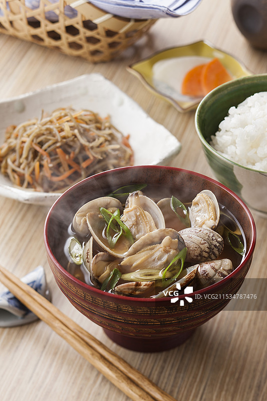 味增汤配浅蜊蛤图片素材