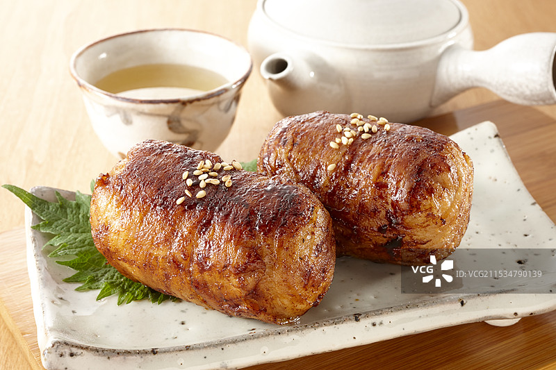 肉卷饭团图片素材