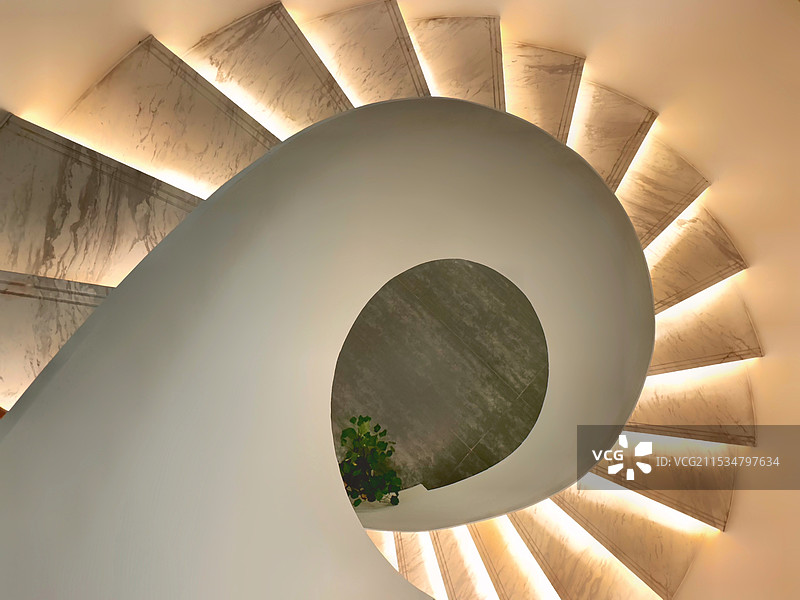 旋转楼梯图片素材