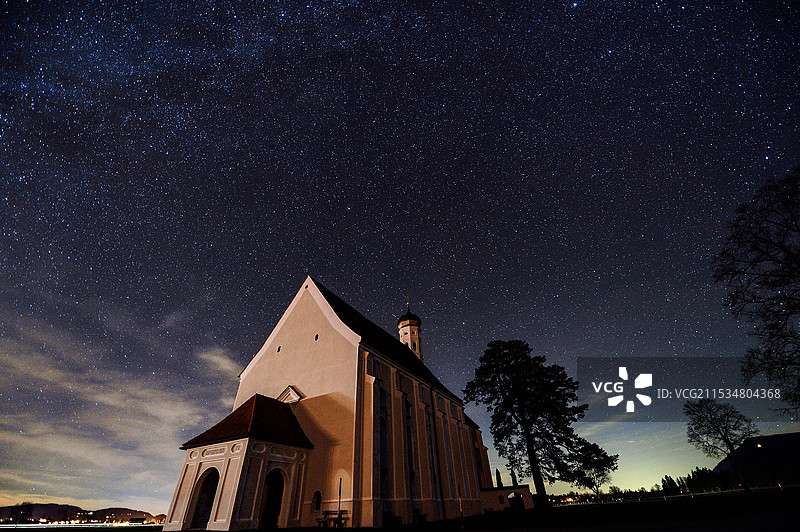 天鹅堡的星空图片素材