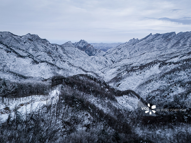 南阳老界岭冬季雪景风光图片素材
