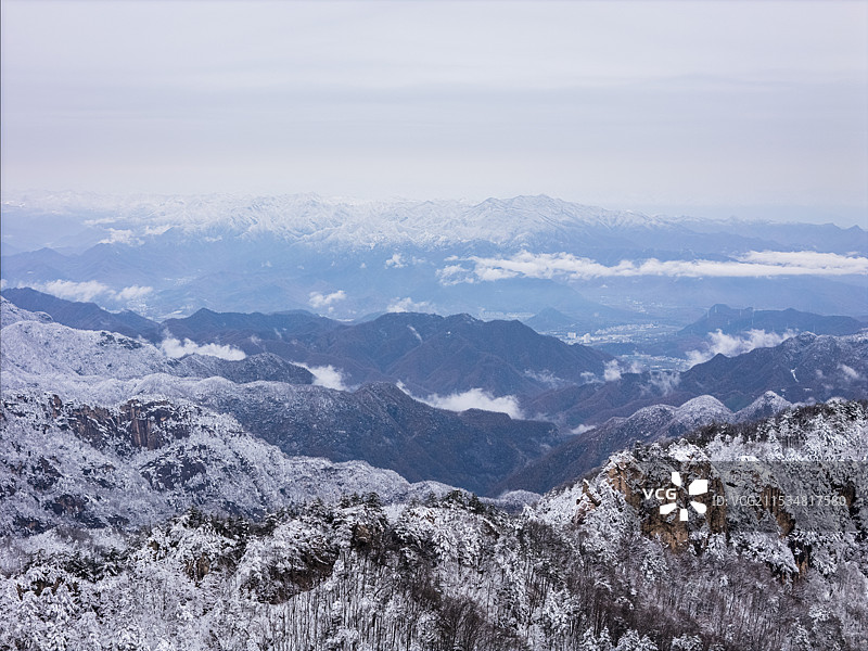 南阳老界岭冬季雪景风光图片素材