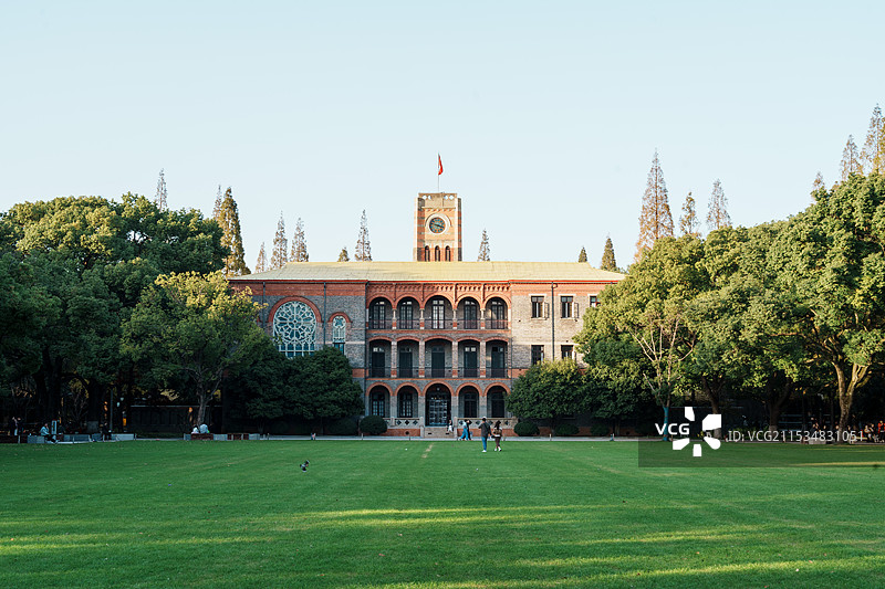 苏州大学钟楼图片素材