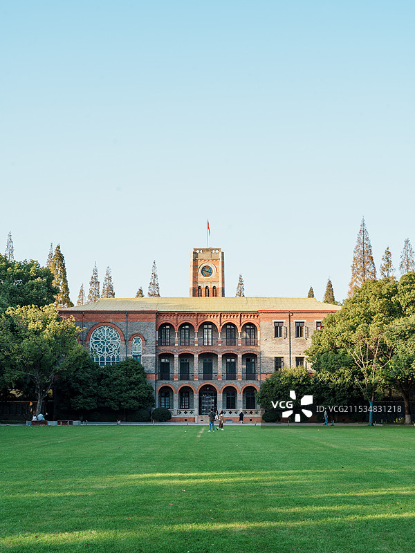 苏州大学钟楼图片素材