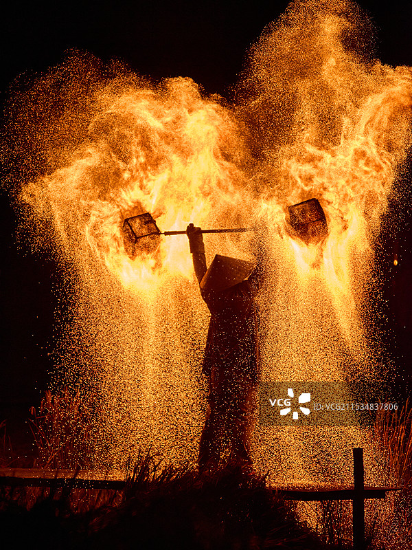 非遗打铁花图片素材