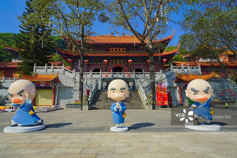 中国广东省深圳市光明区星湖路，弘源寺，佛教寺庙建筑之美！图片素材