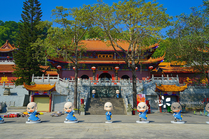 中国广东省深圳市光明区星湖路，弘源寺，佛教寺庙建筑之美！图片素材