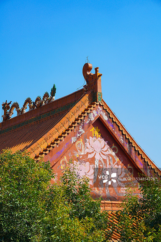 中国广东省深圳市光明区星湖路，弘源寺，佛教寺庙建筑之美！图片素材