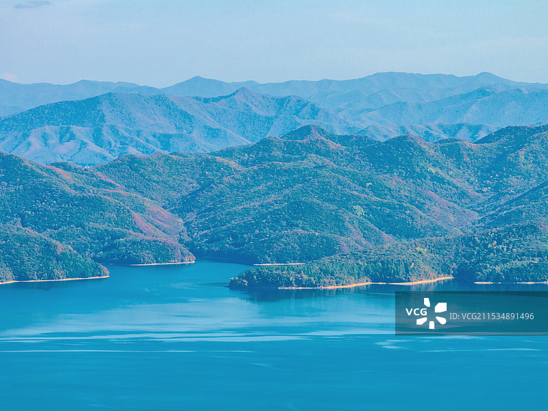 中国辽宁本溪桓仁桓龙湖航拍风光图片素材