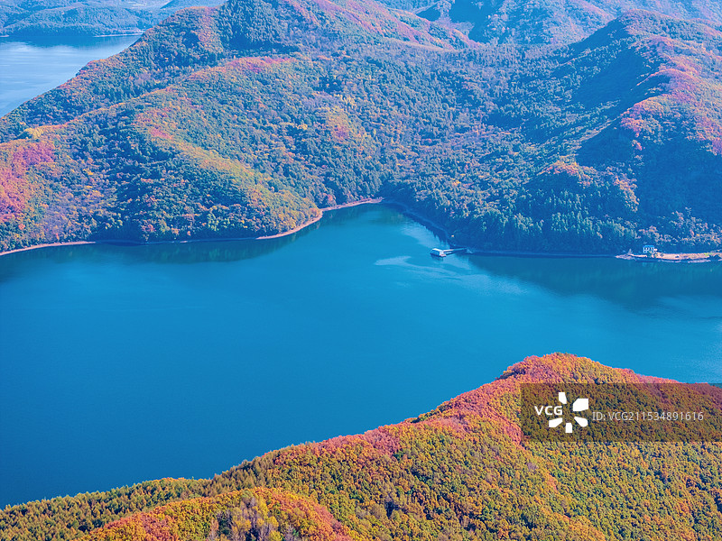 中国辽宁本溪桓仁桓龙湖航拍风光图片素材