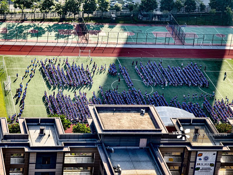 厦门市海沧区延奎实验小学孚中央分校的高角度视图图片素材