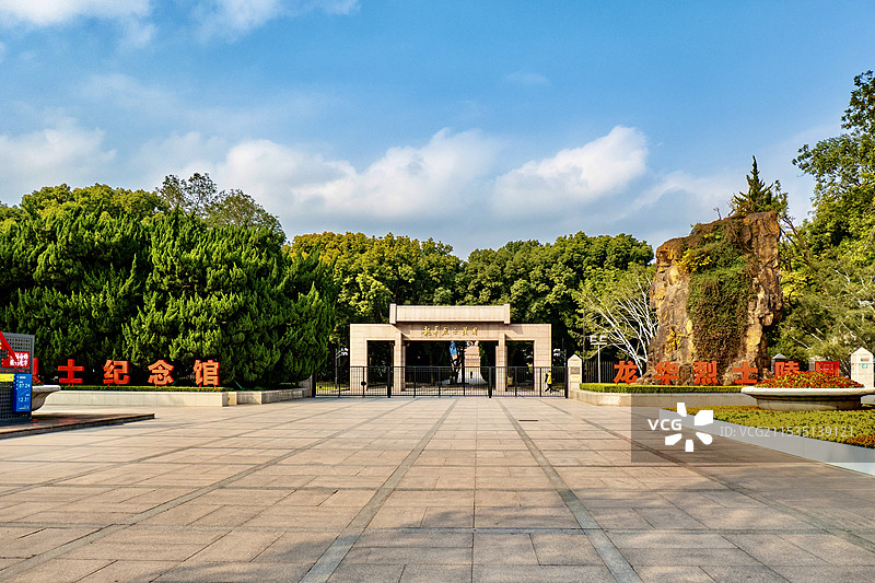 上海市龙华烈士陵园 龙华烈士纪念馆 大门图片素材