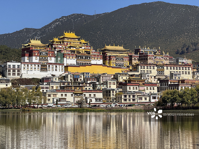 迪庆香格里拉松赞林景区图片素材