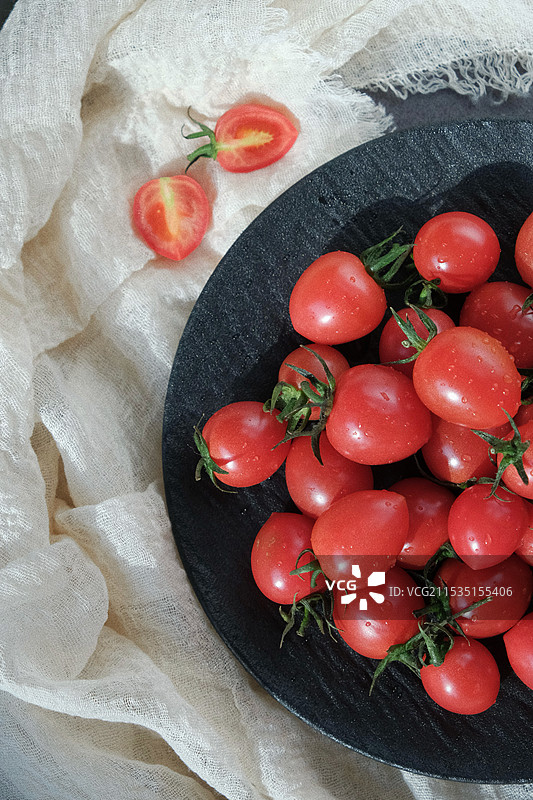 圣女果，红色小番茄图片素材