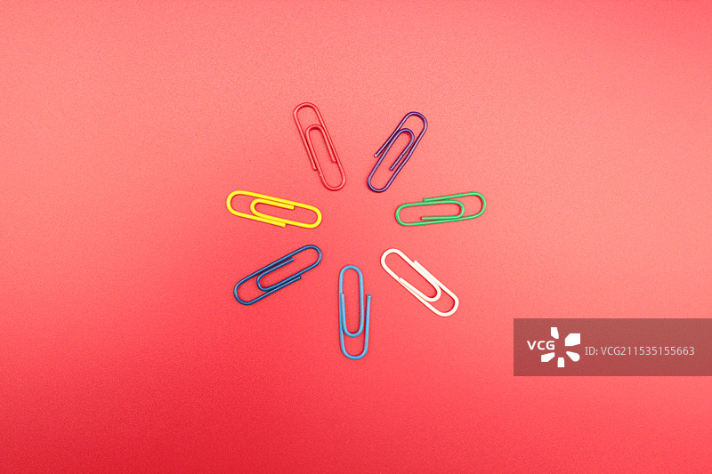彩色回形针图片素材