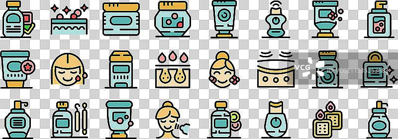 女性在进行日常护肤程序时涂抹护肤品图片素材