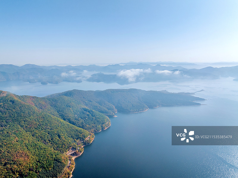 中国辽宁本溪桓仁桓龙湖航拍风光图片素材
