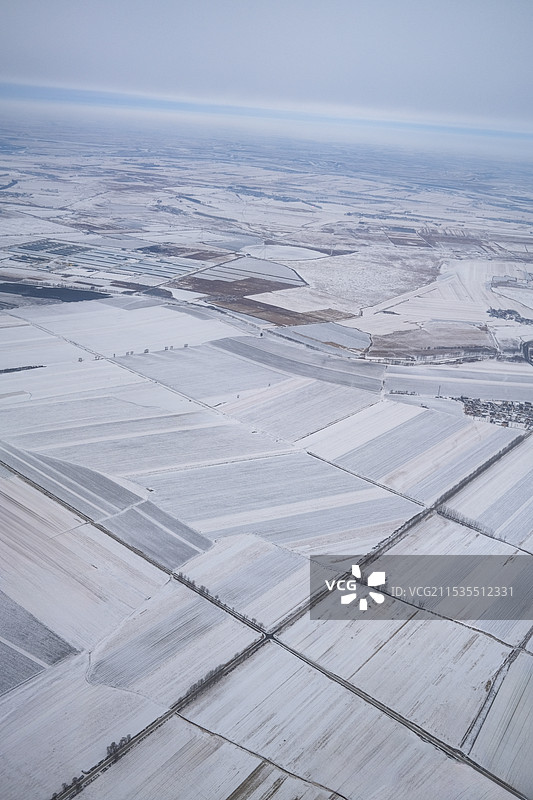 雪好的田地，摄于哈尔滨郊区图片素材