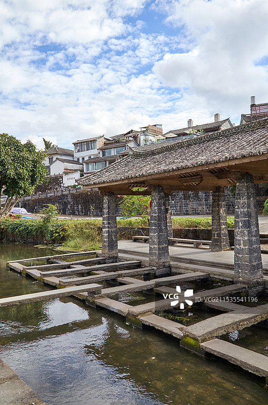 云南腾冲和顺古镇洗衣亭图片素材
