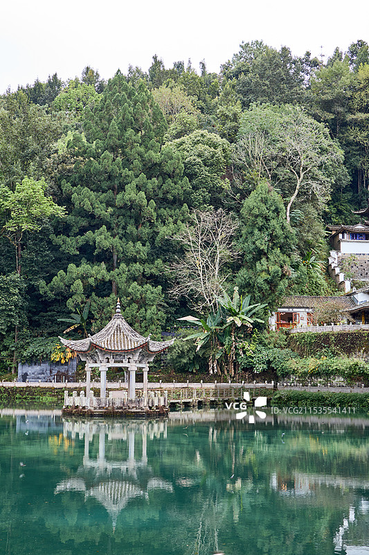 云南腾冲和顺古镇元龙阁龙凤亭图片素材