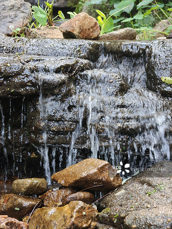 山间小溪图片素材