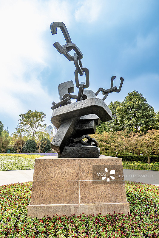 上海市龙华烈士陵园 胜利与斗争广场 雕塑图片素材