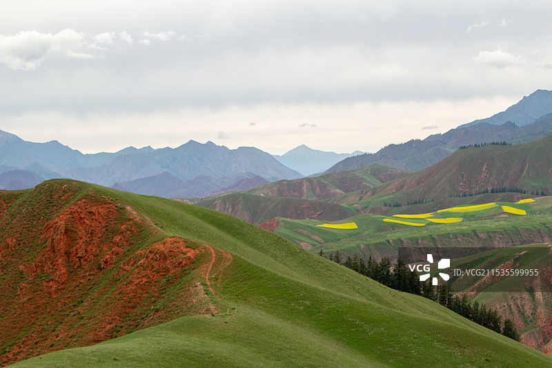 青海祁连山高山山脉美景图片素材